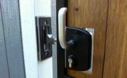 locinox-slide-gate-lock