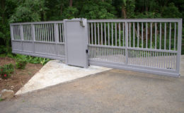 D005 – Aluminum Sliding Gate – 02