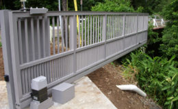 D005 – Aluminum Sliding Gate – 03