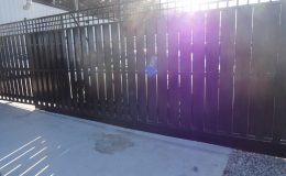 Aluminum Cantilever Sliding Gate