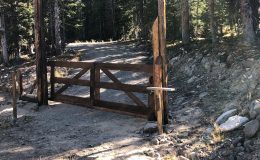 D133-DuraGates Cantilever Sliding Gate