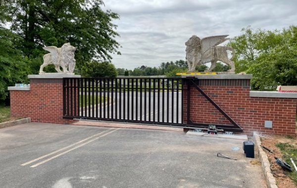 Sleek Aluminum Sliding Gate in Pennsylvania