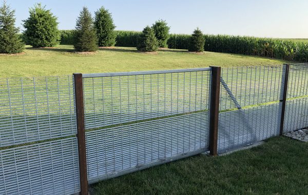 Cantilever Gate in Iowa Backyard