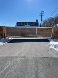 Yacht Center Gate fully closed