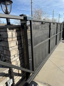 top guide on cantilever gate